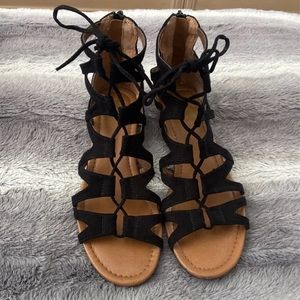 Women’s sandals